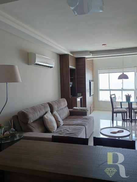 Apartamento de frente bairro Navegantes a poucos metros do mar: 4ª foto da galeria de imagens do imóvel