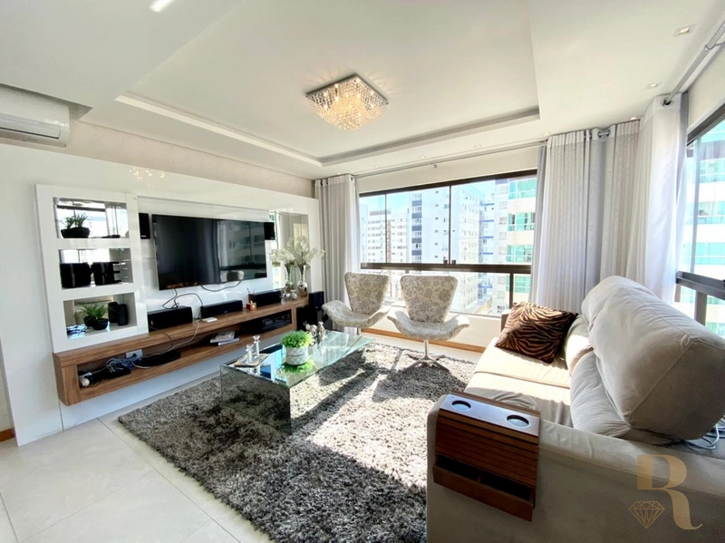 LINDO APTO DE 3 DORM. E VISTA MAR NA SANTINHA: 2ª foto da galeria de imagens do imóvel