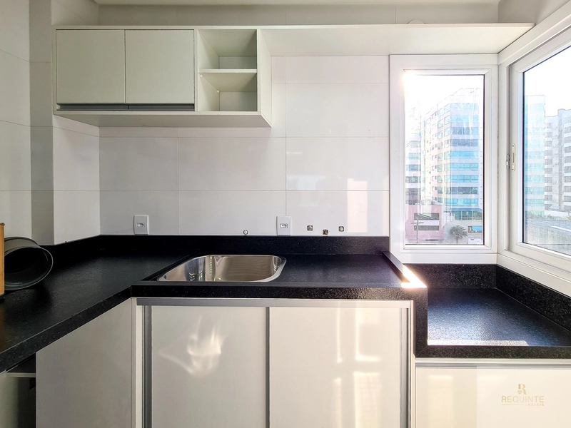 Apartamento 3 dormitórios beira mar: 10ª foto da galeria de imagens do imóvel