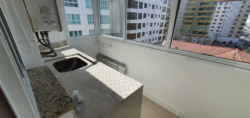 Amplo apartamento com 4 dormitórios na beira mar: 17ª foto da galeria de imagens do imóvel