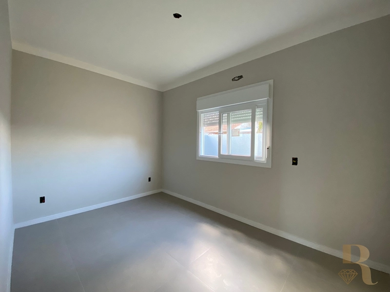 Casa em Avenida próxima ao mar: 5ª foto da galeria de imagens do imóvel