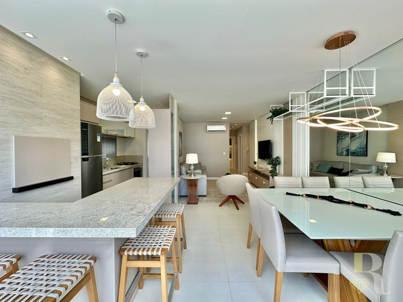 LUXUOSO E ACONCHEGANTE: 5ª foto da galeria de imagens do imóvel