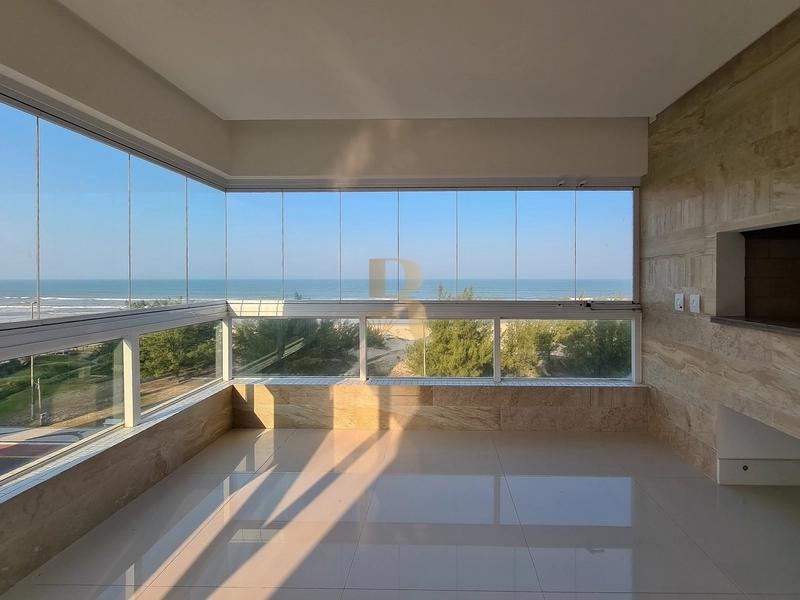 Apartamento 3 dorm beira mar!: 1ª foto da galeria de imagens do imóvel