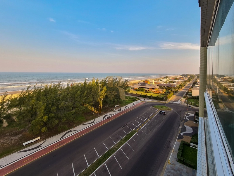 Apartamento 3 dormitórios beira mar: 1ª foto da galeria de imagens do imóvel