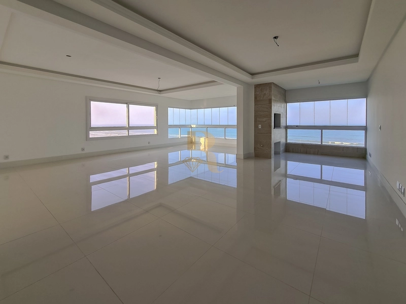 Apartamento 4 dormitórios diferenciado beira mar!: 1ª foto da galeria de imagens do imóvel