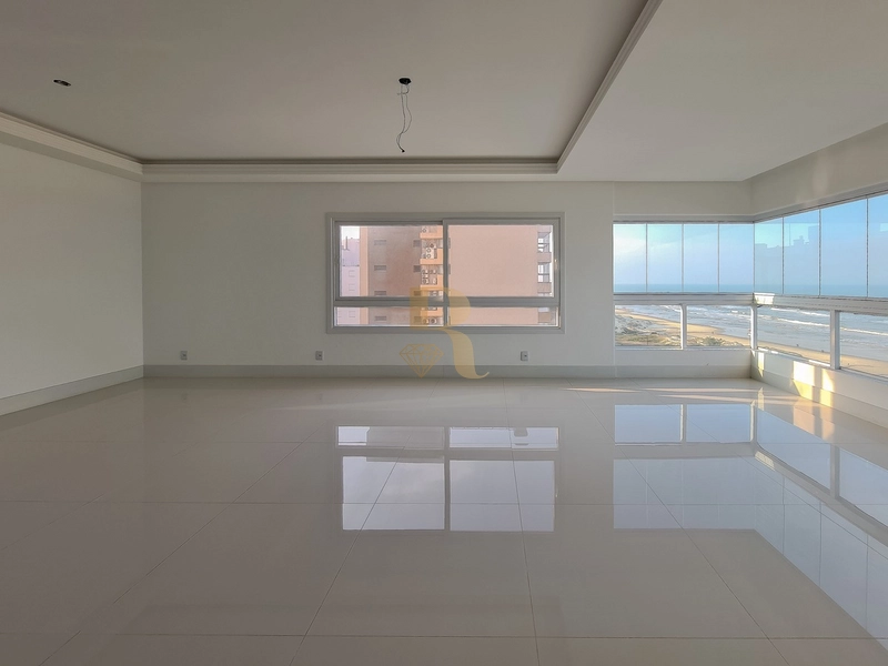 Apartamento 4 dormitórios diferenciado beira mar!: 6ª foto da galeria de imagens do imóvel