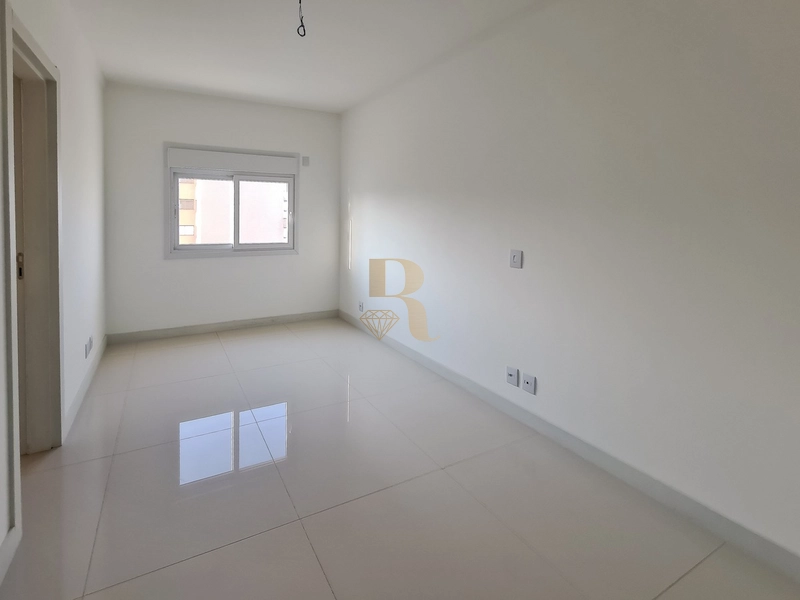 Apartamento 4 dormitórios diferenciado beira mar!: 8ª foto da galeria de imagens do imóvel