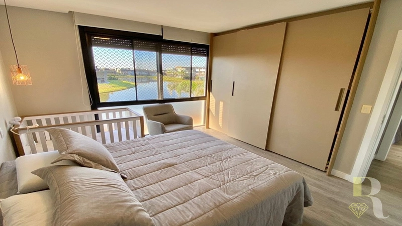 Excelente Sobrado Beira Lago Cond Riviera: 14ª foto da galeria de imagens do imóvel