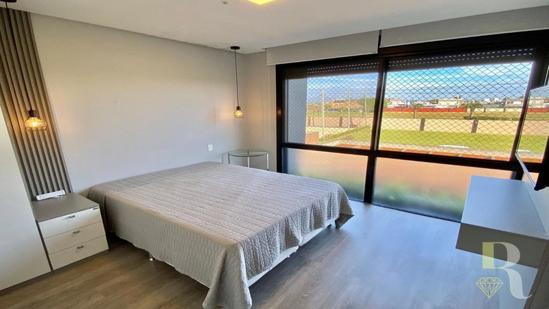 Excelente Sobrado Beira Lago Cond Riviera: 9ª foto da galeria de imagens do imóvel