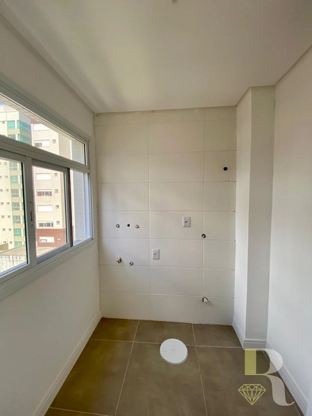 Apartamento de 3 dormitórios no Bairro Navegantes: 7ª foto da galeria de imagens do imóvel