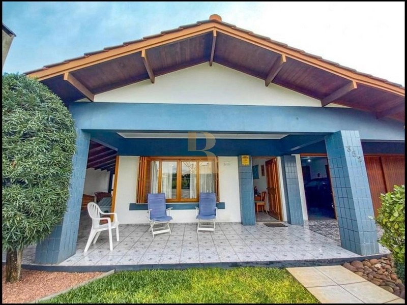 Maravilhosa Casa de Bairro 04 Dormitórios: 2ª foto da galeria de imagens do imóvel