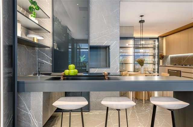 Apartamento 3 suítes, sala com varanda, 3 vagas c/ 1 depósito: 7ª foto da galeria de imagens do imóvel