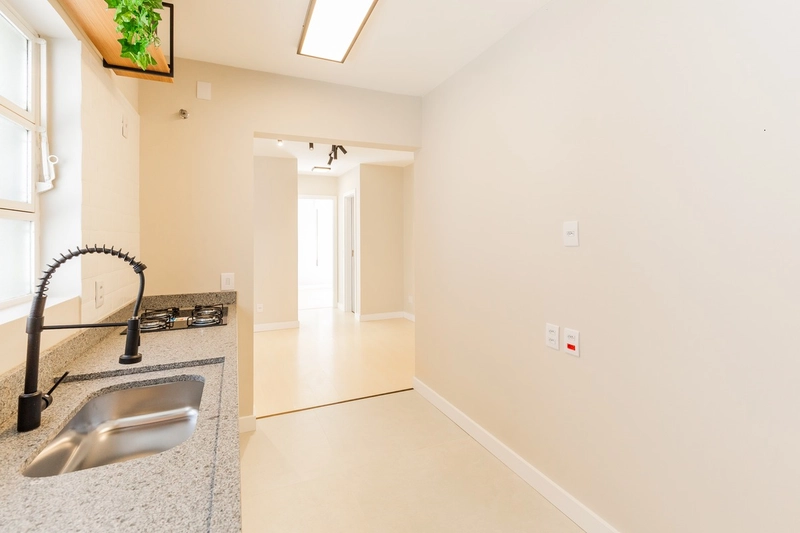 Apartamento reformado com 2 dormitórios 1 vaga no bairro Bom Fim: 12ª foto da galeria de imagens do imóvel