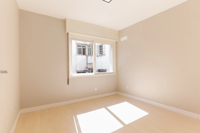Apartamento reformado com 2 dormitórios 1 vaga no bairro Bom Fim: 21ª foto da galeria de imagens do imóvel