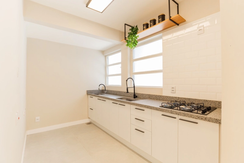 Apartamento reformado com 2 dormitórios 1 vaga no bairro Bom Fim: 6ª foto da galeria de imagens do imóvel