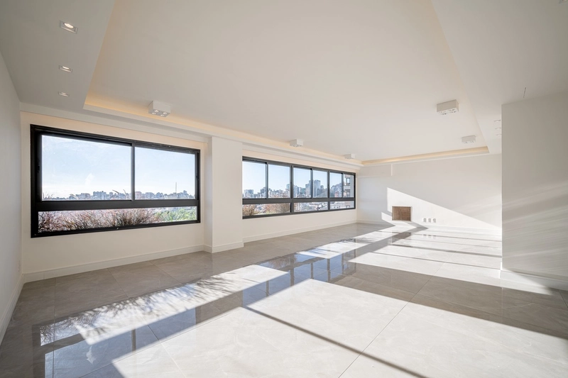 Apartamento 3 suítes 2 vagas no Rio Branco