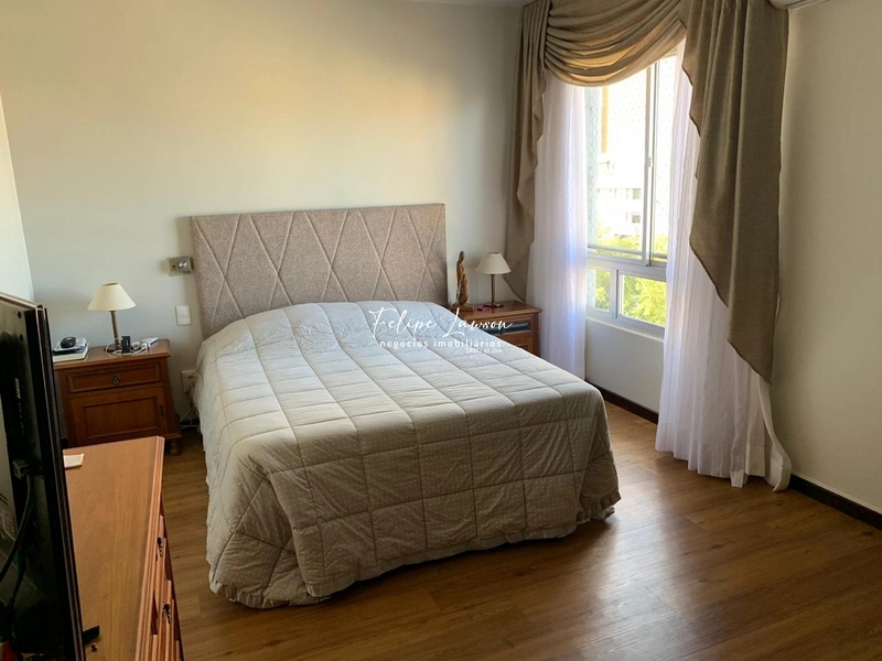 Apartamento amplo com 4 dormitórios em região central: 21ª foto da galeria de imagens do imóvel