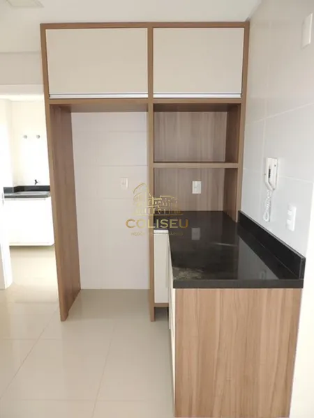 SEMI MOBILIADO JUNTO AO MAR!!!: 5ª foto da galeria de imagens do imóvel