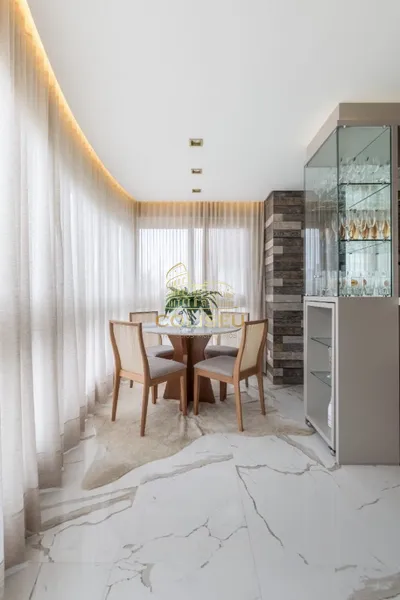 MOBILIADO E DECORADO, IMÓVEL DE ALTO PADRÃO EM PONTO NOBRE.: 6ª foto da galeria de imagens do imóvel