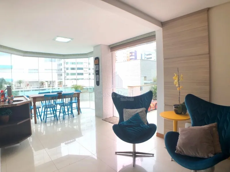 JUNTO AO MAR, MOBILIADO E DECORADO COM TERRAÇO.: 5ª foto da galeria de imagens do imóvel