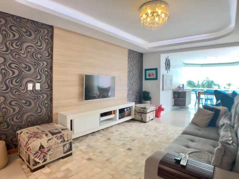 JUNTO AO MAR, MOBILIADO E DECORADO COM TERRAÇO.: 3ª foto da galeria de imagens do imóvel