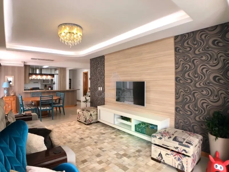 JUNTO AO MAR, MOBILIADO E DECORADO COM TERRAÇO.: 2ª foto da galeria de imagens do imóvel