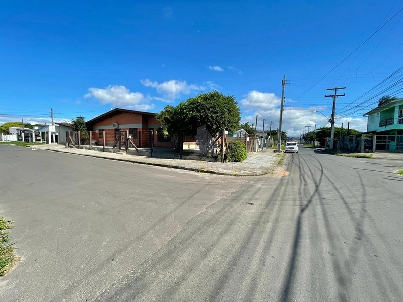 CASA DE ESQUINA MOBILIADA!!!: 4ª foto da galeria de imagens do imóvel