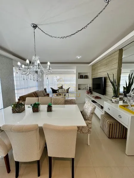 MOBILIDO E DECORADO, VISTA ETERNA MAR E SERRA, ANDAR ALTO.: 2ª foto da galeria de imagens do imóvel