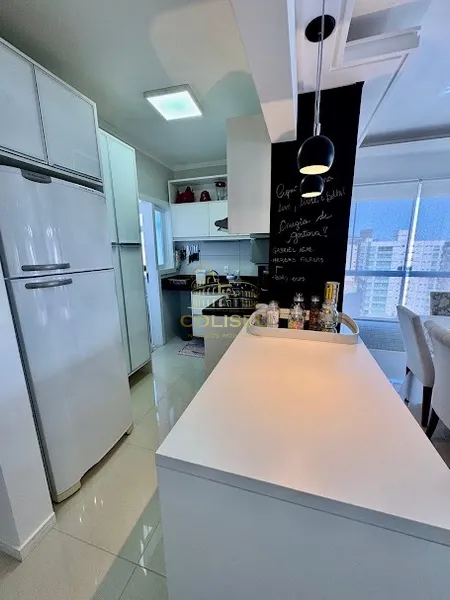 MOBILIDO E DECORADO, VISTA ETERNA MAR E SERRA, ANDAR ALTO.: 11ª foto da galeria de imagens do imóvel