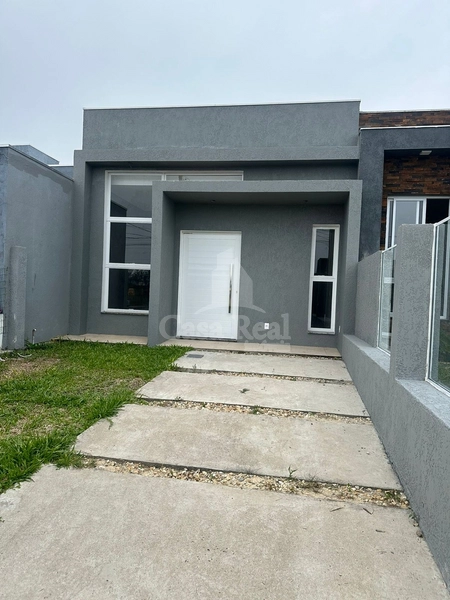 CASA EM AVENIDA E PRÓXIMA AO MAR!!!: 2ª foto da galeria de imagens do imóvel