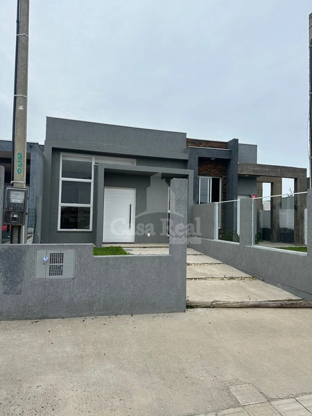 CASA EM AVENIDA E PRÓXIMA AO MAR!!!: 1ª foto da galeria de imagens do imóvel
