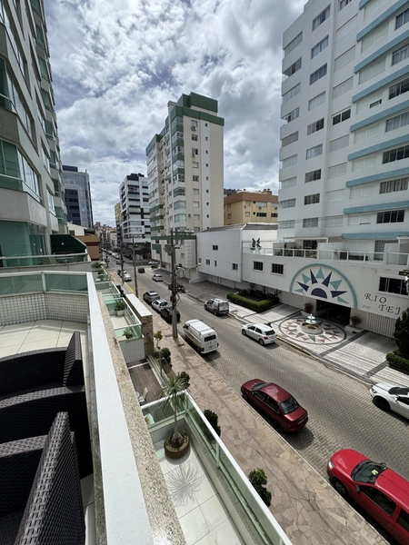DE FRENTE, DUAS QUADRA DO MAR, JUNTO A PRAÇA LUIZ BASSANI: 11ª foto da galeria de imagens do imóvel