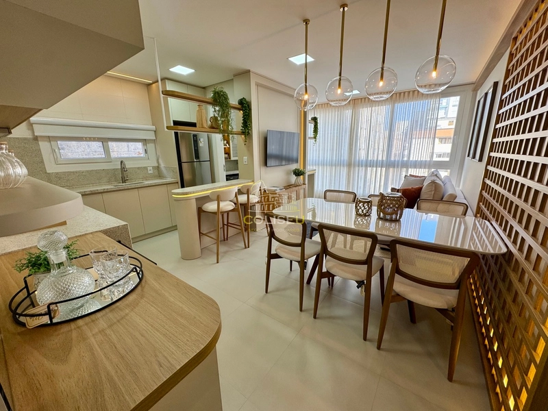 DUAS QUADRAS DO MAR COM PRAZO!!!