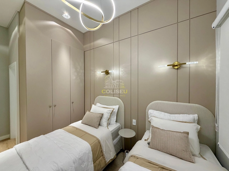 PÉ DIREITO DUPLO EM 84 X!!!: 18ª foto da galeria de imagens do imóvel