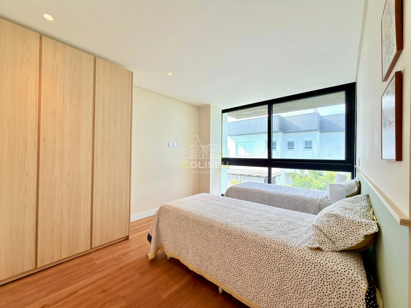 SOBRADO DE ALTO PADRÃO COM 262M² / FINAMENTE MOBILIADO!: 36ª foto da galeria de imagens do imóvel