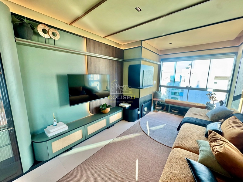 DECORADO A UMA QUADRA DO MAR!!!: 3ª foto da galeria de imagens do imóvel