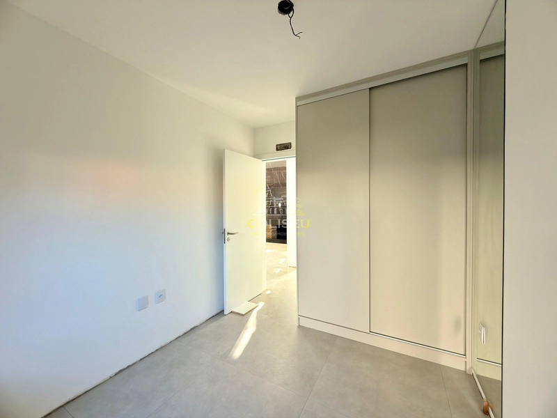 CASA GEMINADA / SEMI MOBILIADA / JUNTO AO MAR!!!: 20ª foto da galeria de imagens do imóvel