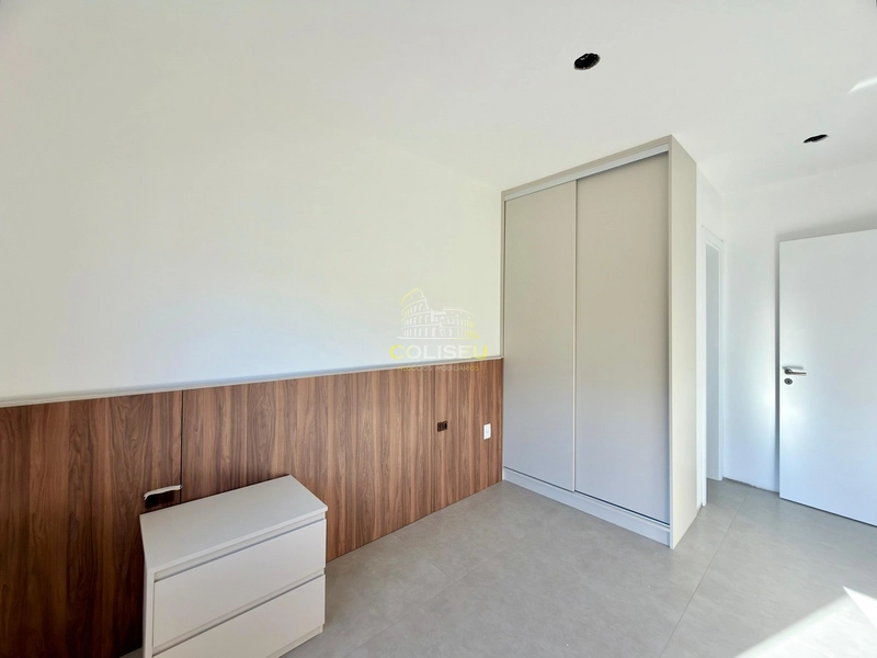 CASA GEMINADA / SEMI MOBILIADA / JUNTO AO MAR!!!: 16ª foto da galeria de imagens do imóvel
