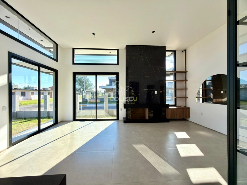 CASA GEMINADA / SEMI MOBILIADA / JUNTO AO MAR!!!: 6ª foto da galeria de imagens do imóvel