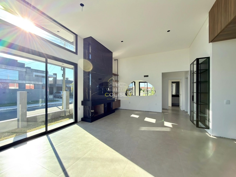 CASA GEMINADA / SEMI MOBILIADA / JUNTO AO MAR!!!: 5ª foto da galeria de imagens do imóvel