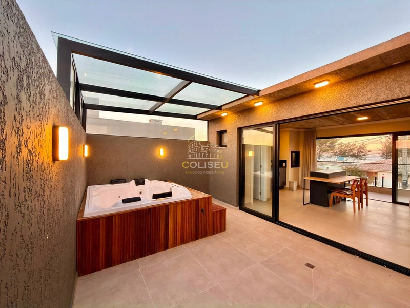 CASA DE ESQUINA A UMA QUADRA DO MAR!!!: 24ª foto da galeria de imagens do imóvel