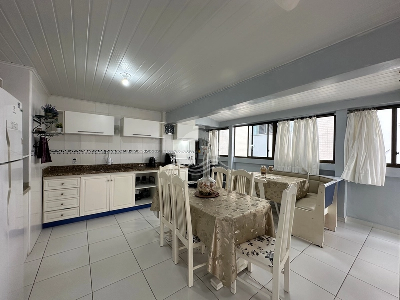 Cobertura Duplex com 4 Dorms, Terraço e 2 Vagas – Zona Nova: 17ª foto da galeria de imagens do imóvel