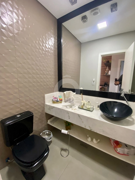 Casa com 04 suítes em frente ao clube: 24ª foto da galeria de imagens do imóvel