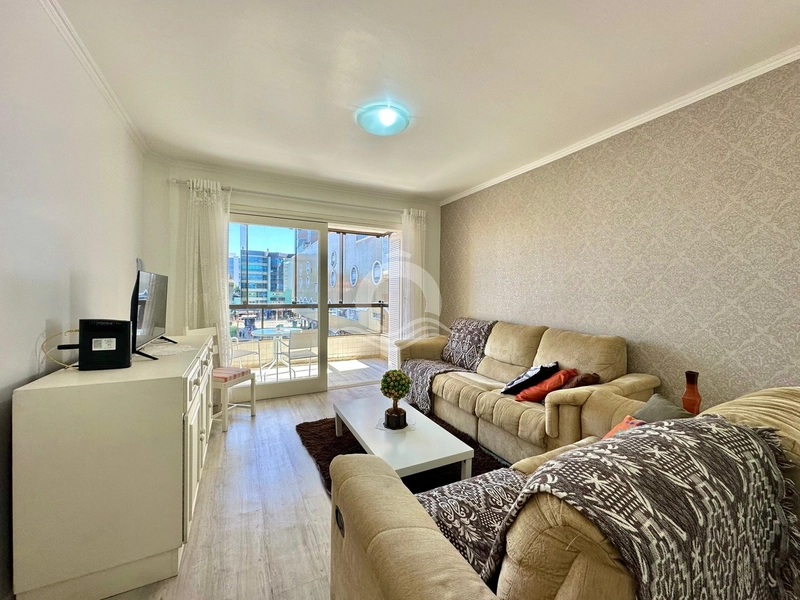 Apenas 01 quadra do mar