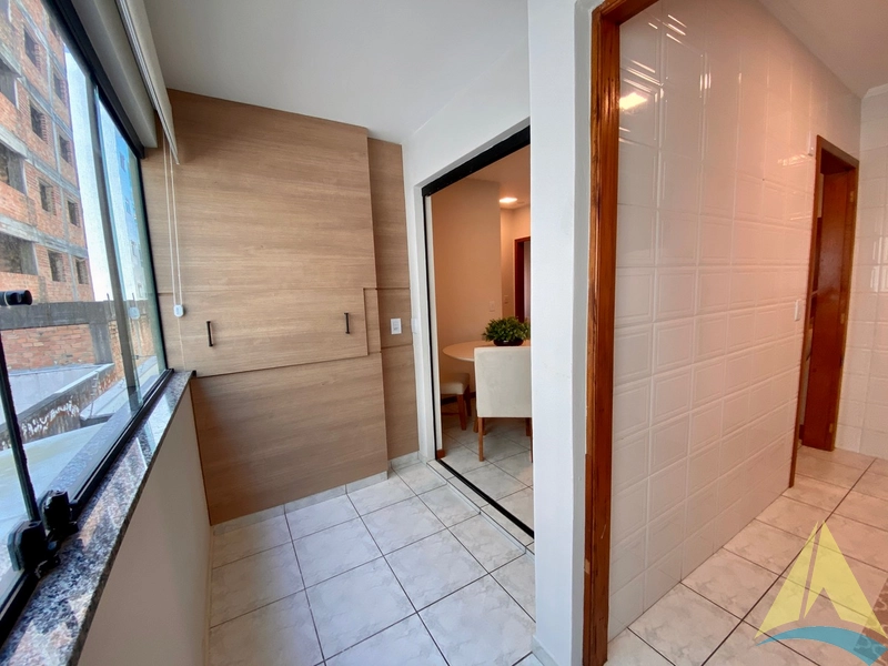 Dois dormitórios lateral, mobiliado e decorado: 7ª foto da galeria de imagens do imóvel