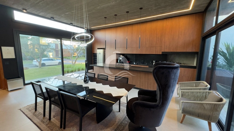 Linda casa no Dubai: 17ª foto da galeria de imagens do imóvel