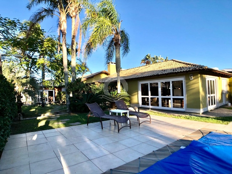 Casa 4 quartos piscina mobiliada venda Atlântida Xangri-Lá: 2ª foto da galeria de imagens do imóvel