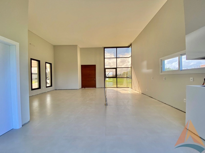 Casa nova frente a área verde: 8ª foto da galeria de imagens do imóvel