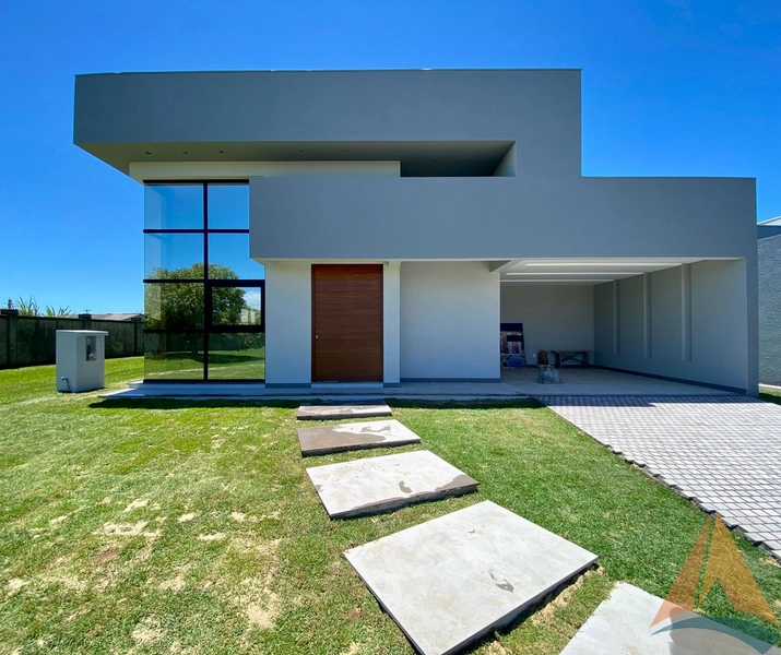 Casa nova frente a área verde: 4ª foto da galeria de imagens do imóvel