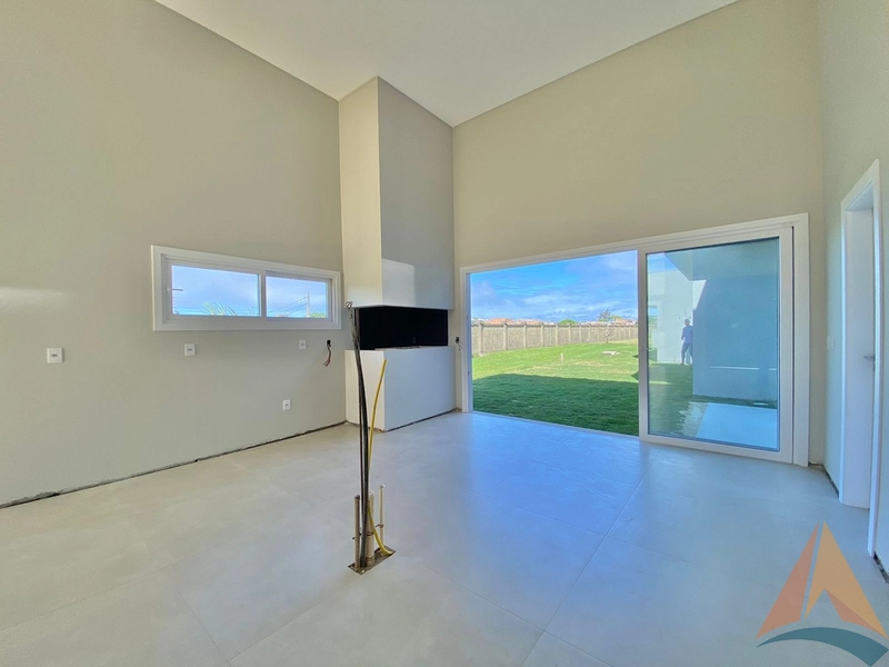 Casa nova frente a área verde: 10ª foto da galeria de imagens do imóvel